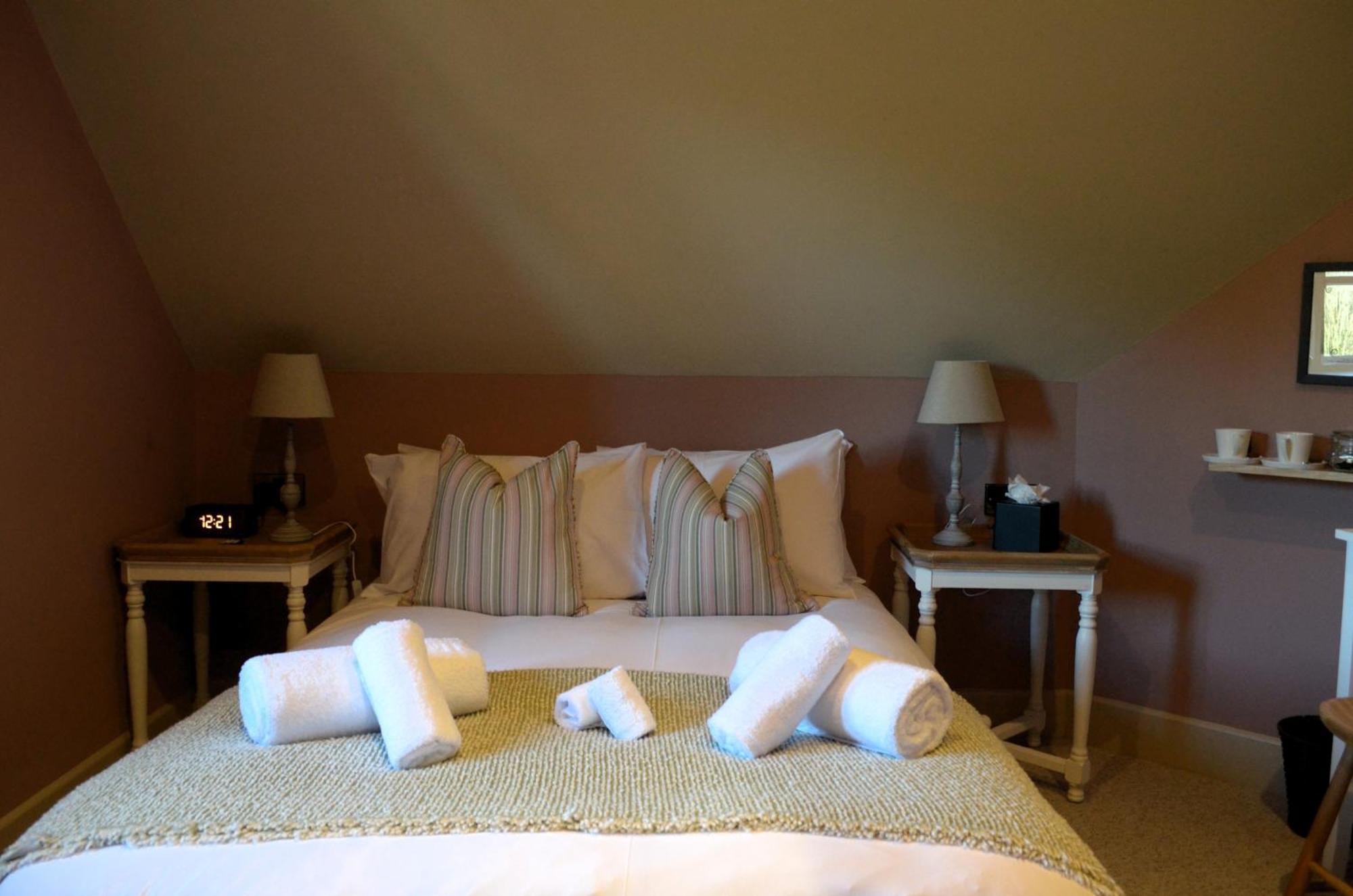 HOTEL HOLLOW BOTTOM - B&B | ⋆⋆⋆⋆ | GUITING POWER, UNITED KINGDOM ...